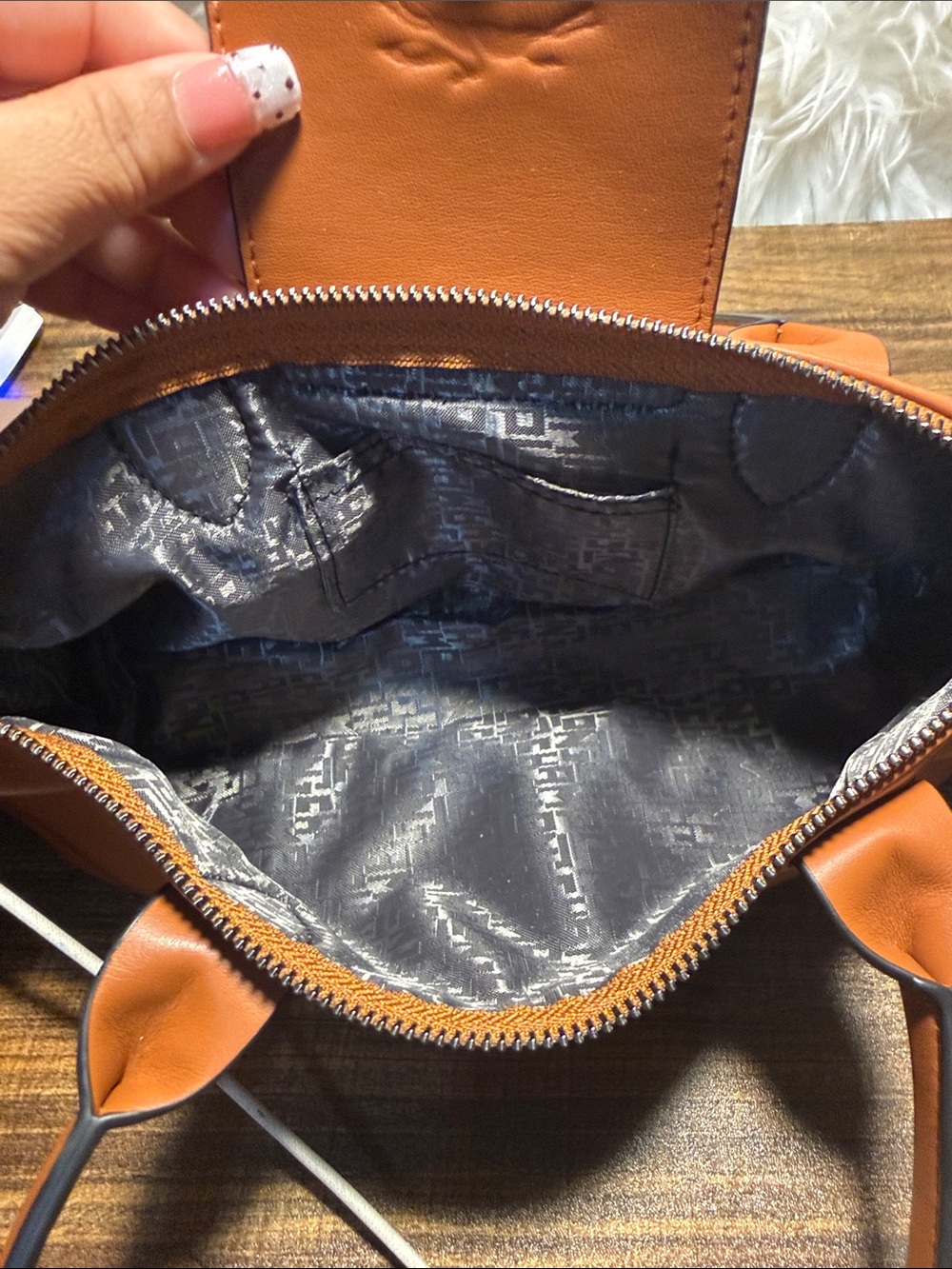 Longchamp Cognac Leather Shoulder Bag - Picture 6 of 7